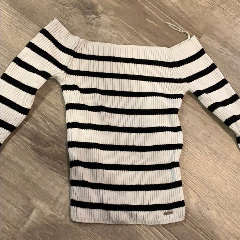Hollister Off The Shoulder Long Sleeve
